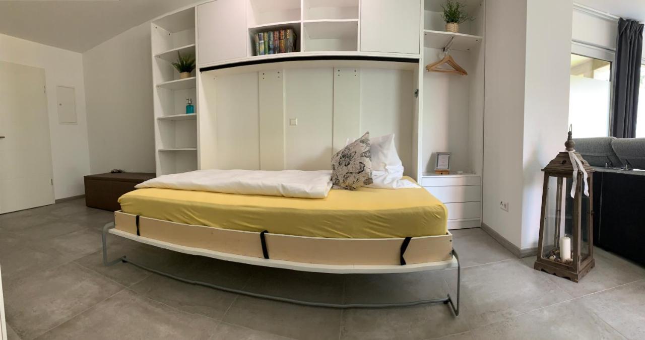 Firmen & Ferienwohnung Brecht 2 Waibstadt Zewnętrze zdjęcie